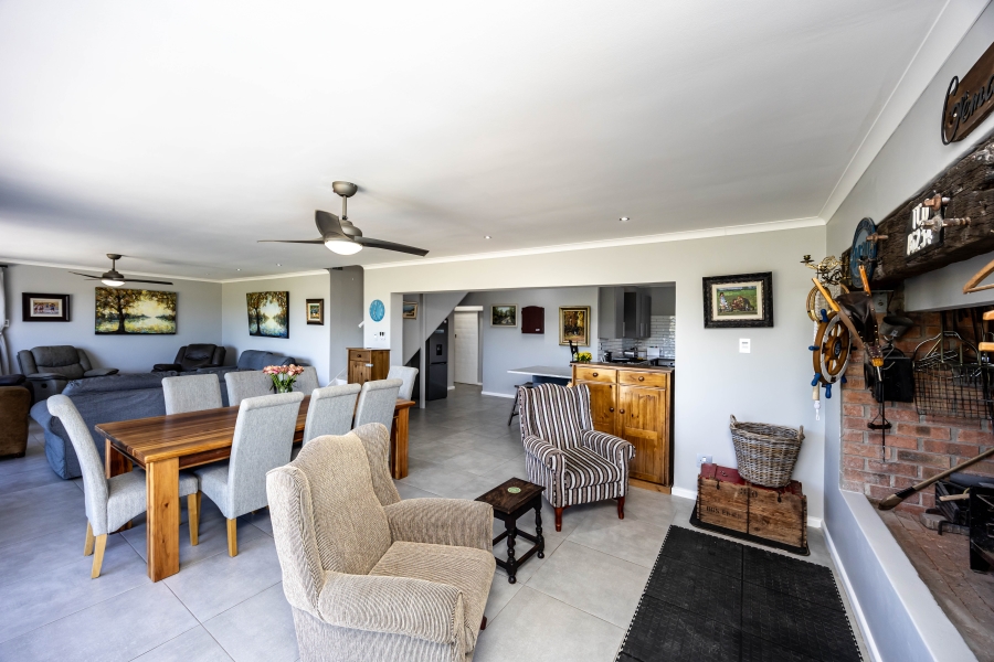 7 Bedroom Property for Sale in Cintsa East Eastern Cape